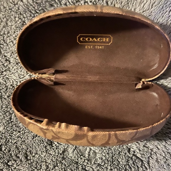 Coach sunglasses - Picture 3 of 3